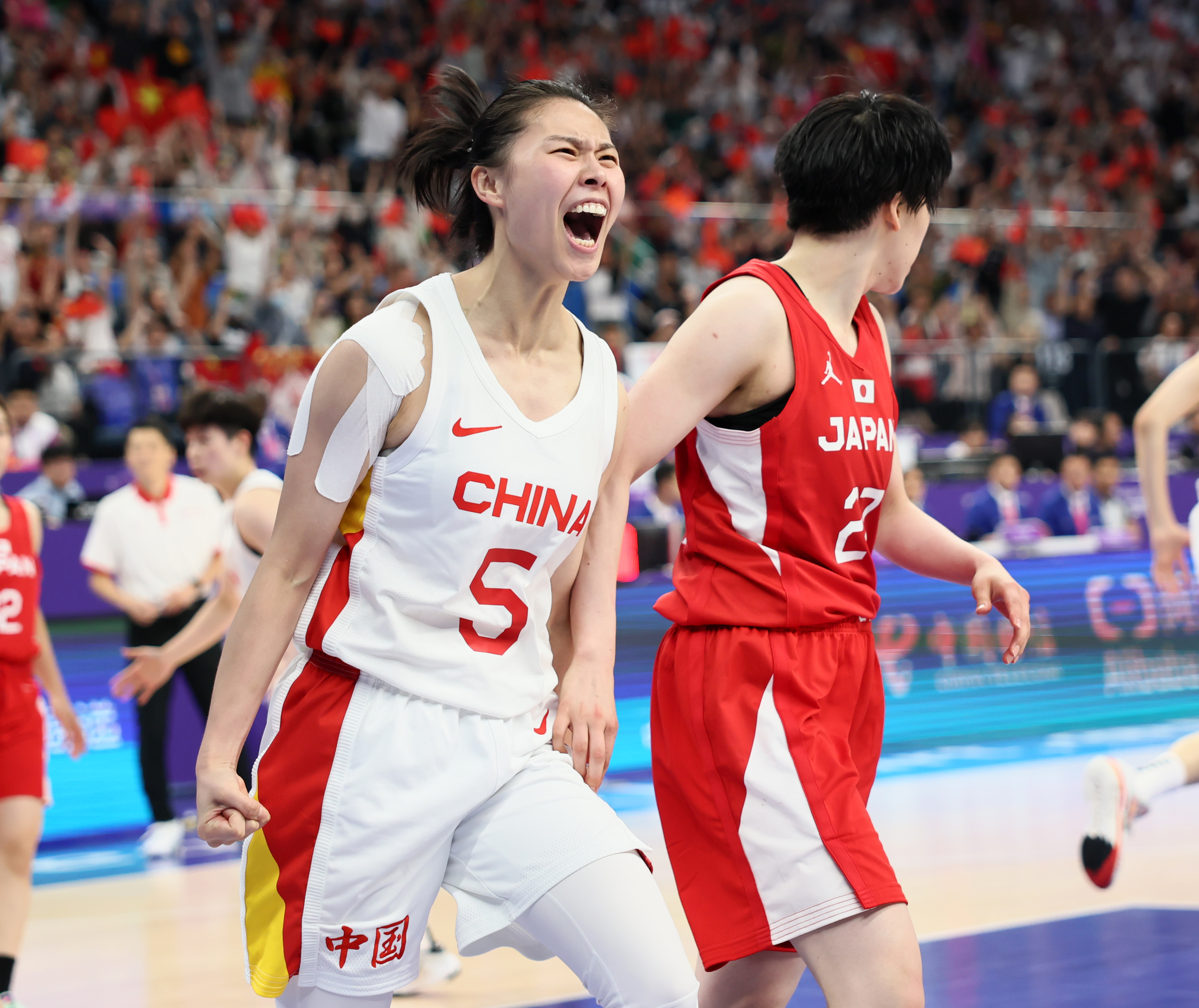 亚洲女篮杯：中国队轻松晋级决赛拿下冠军
