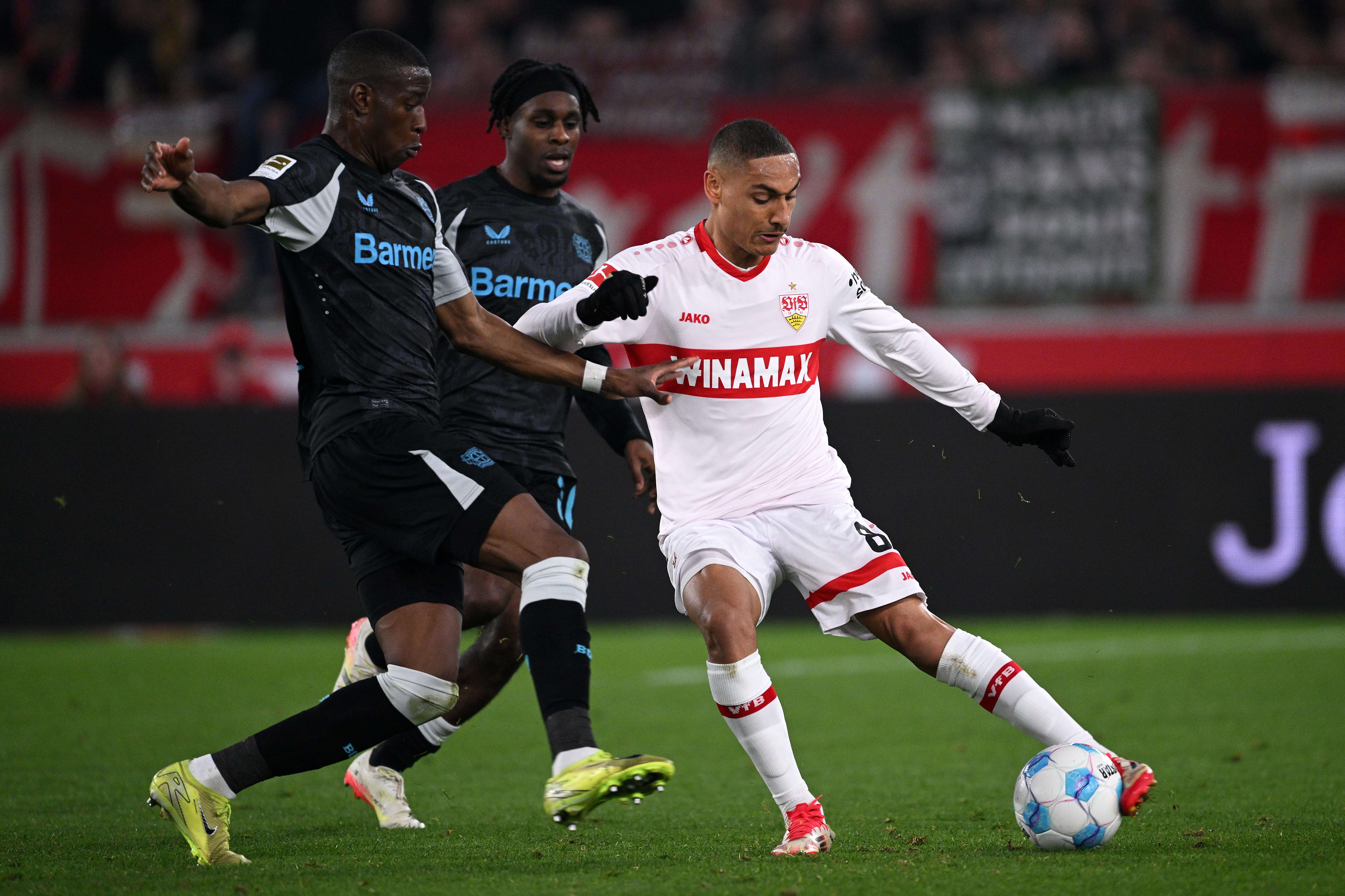 关于斯图加特足球队备战,力争在德国联赛中取胜的信息 关于斯图加特足球队备战,力争在德国联赛中取胜的信息