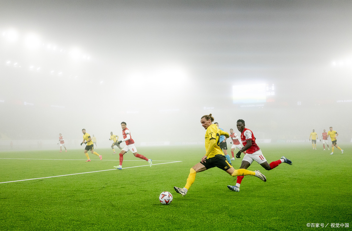 开云体育登录-足球联赛中的擂台对决激起观众热情的简单介绍