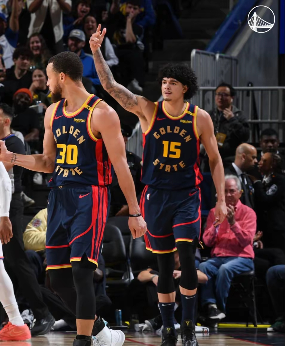 开云体育下载-勇士战胜尼克斯，继续