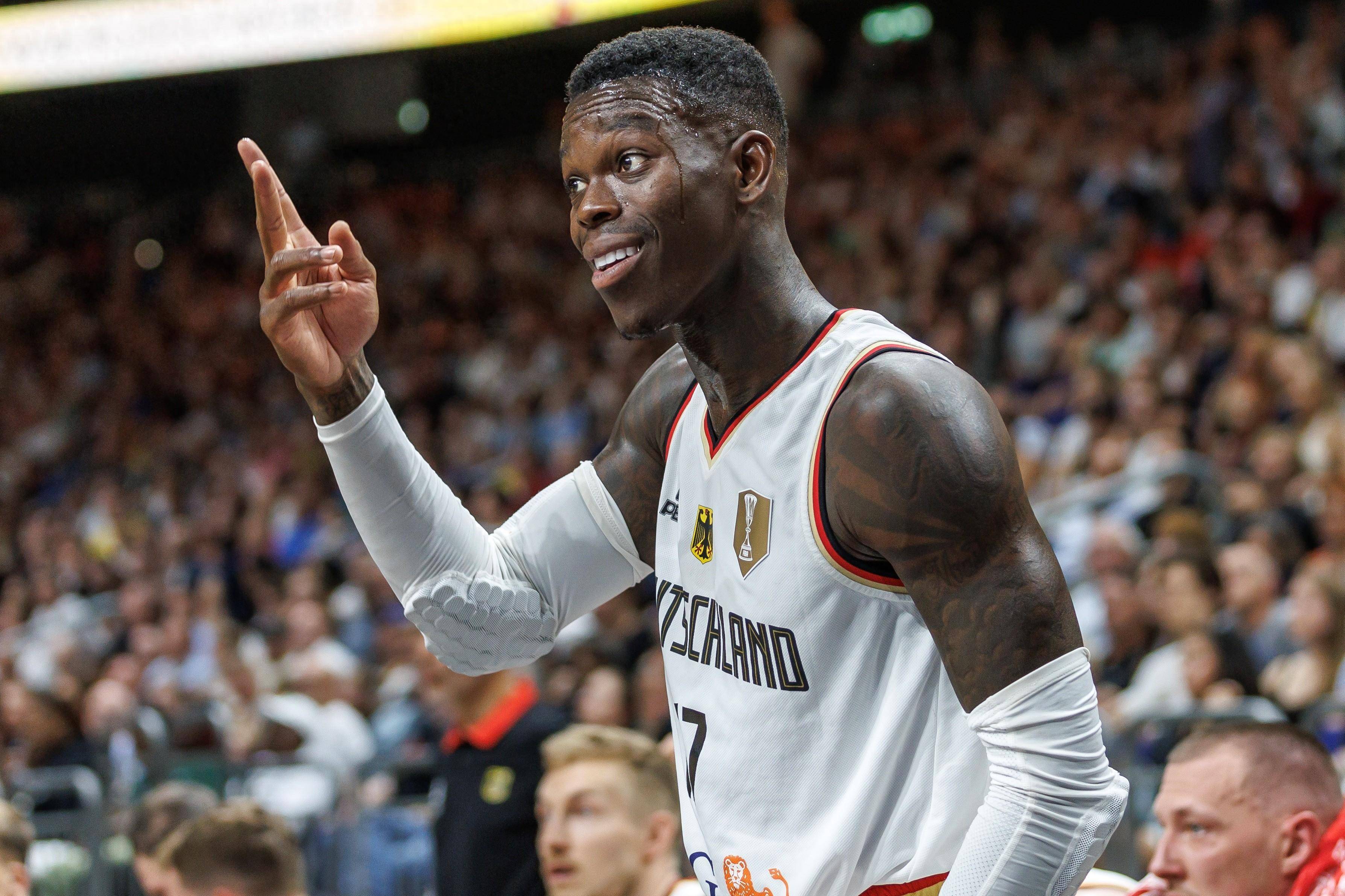 篮网客场战胜76人,继续迎来胜利 篮网客场战胜76人,继续迎来胜利