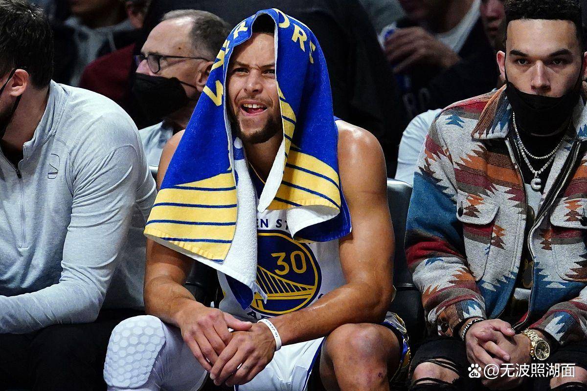 勇士豪取开门红,库里状态依旧神勇 勇士豪取开门红,库里状态依旧神勇