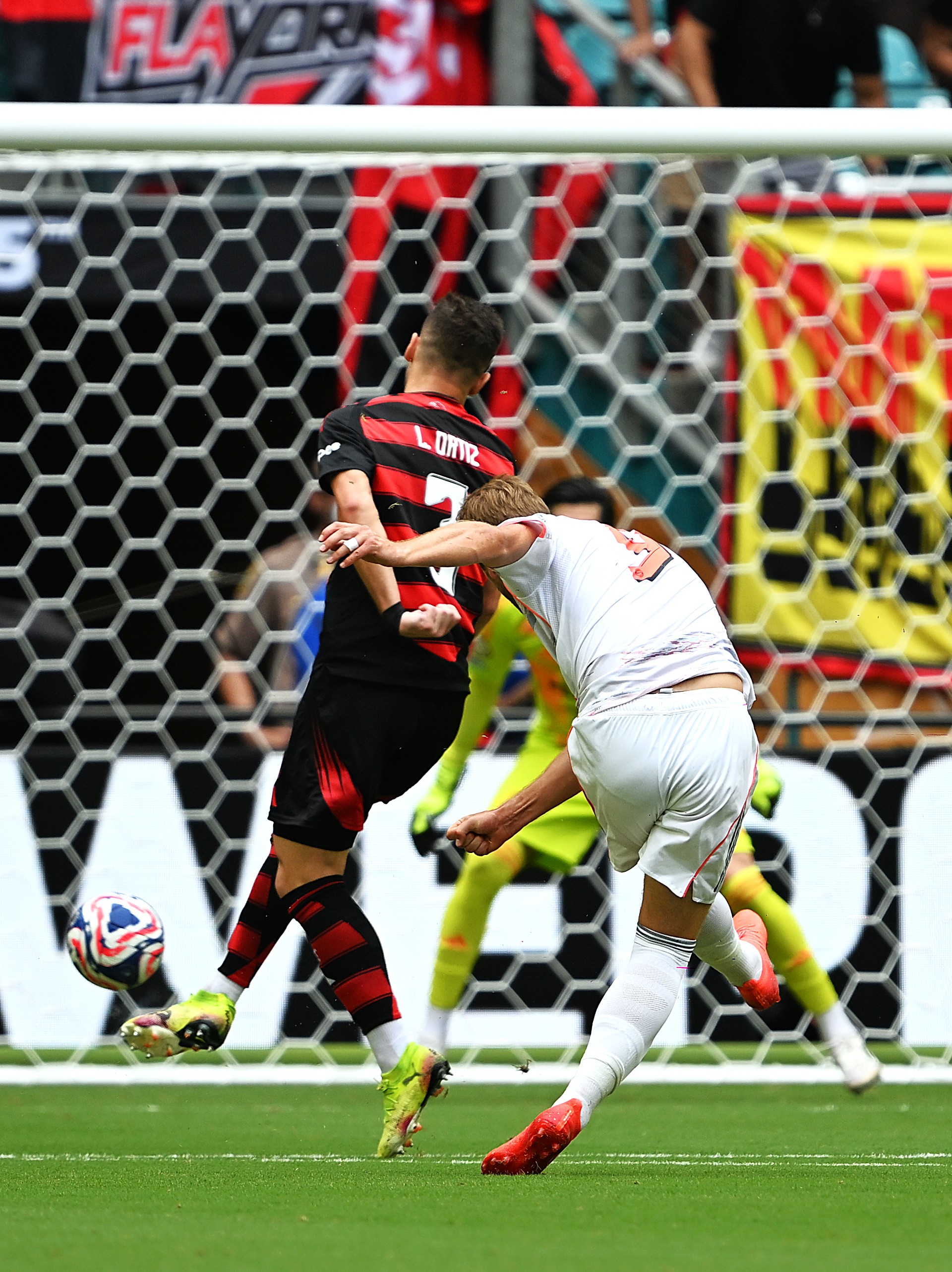 拜仁遭遇惨败，遗憾止步八强