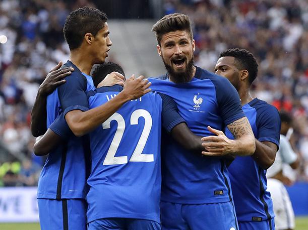 秘鲁后卫受邀加盟法国甲级联赛 秘鲁后卫受邀加盟法国甲级联赛