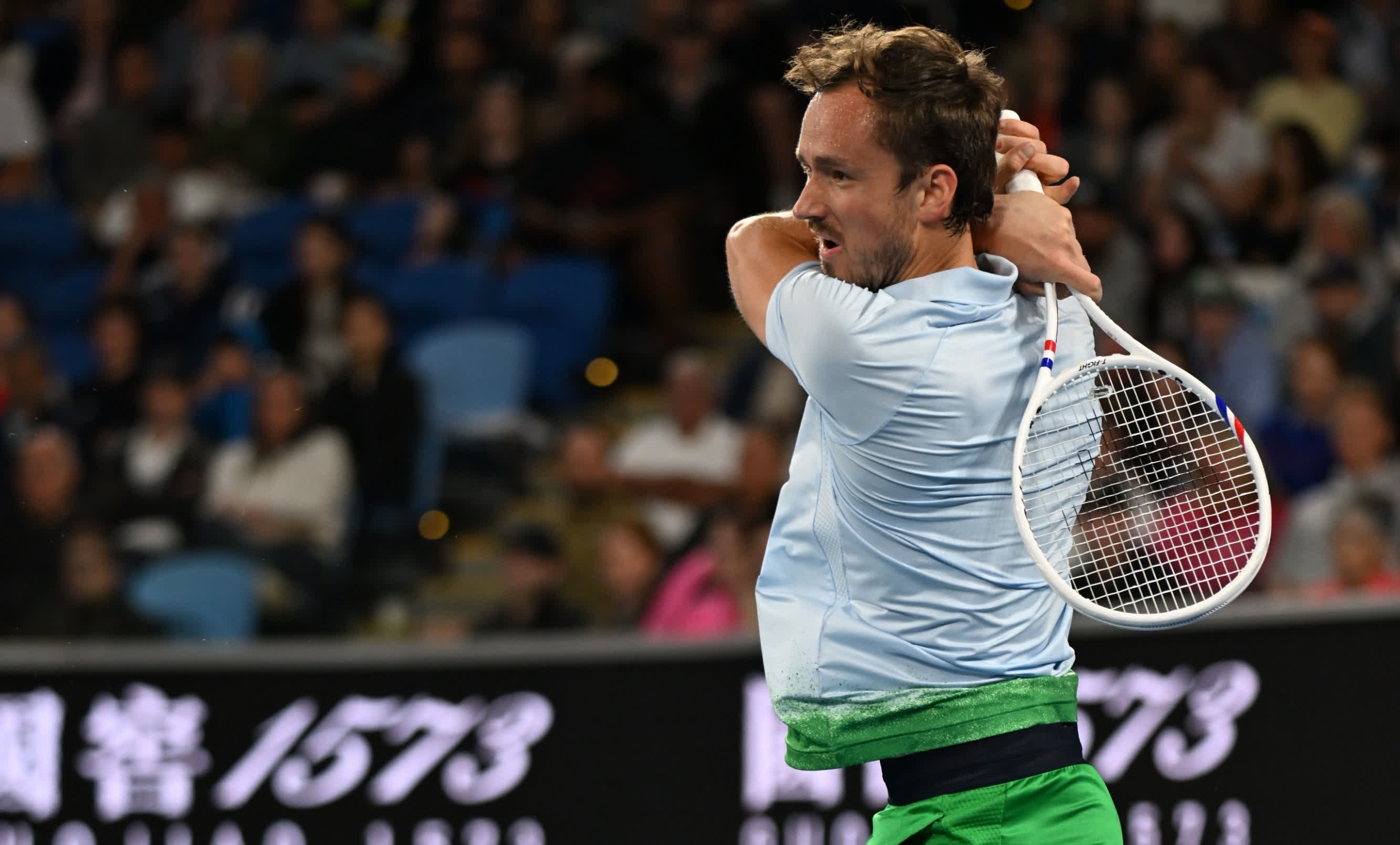 澳网绝杀ATP总决赛,梅德韦杰夫统治全场 澳网绝杀ATP总决赛,梅德韦杰夫统治全场