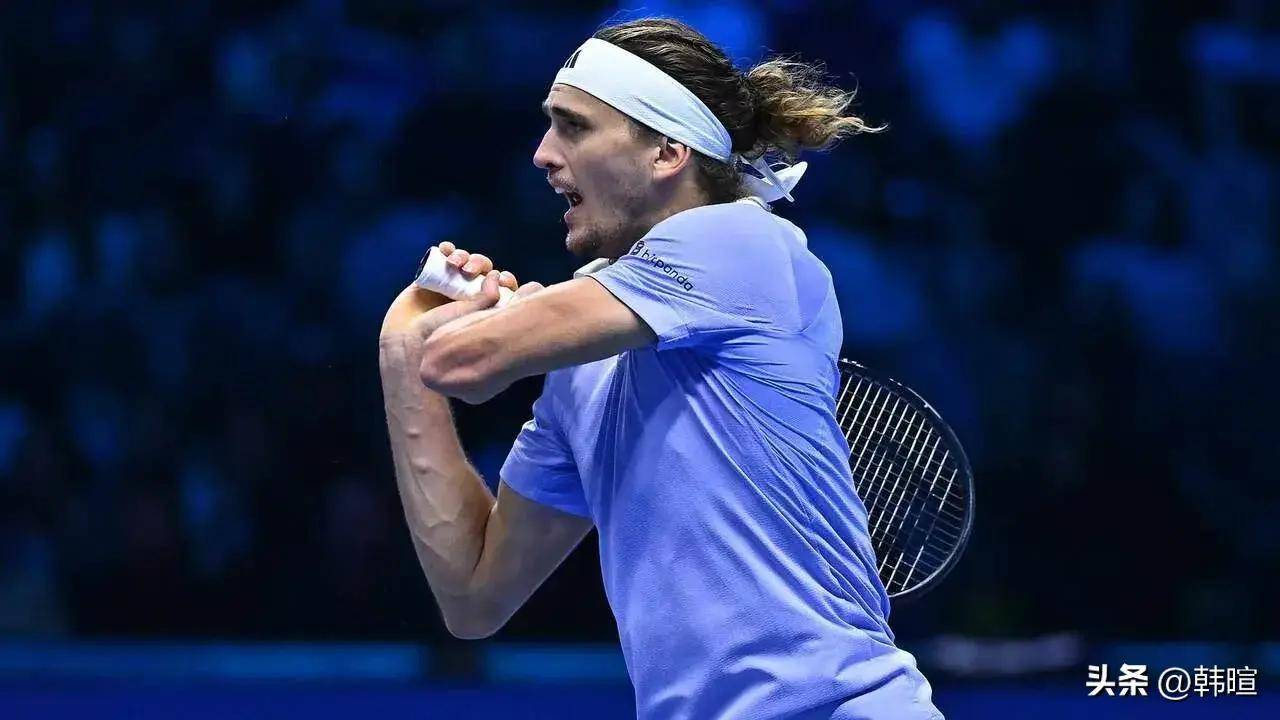 开云平台-包含法网险胜拉沃尔杯，兹维列夫惊艳四座的词条