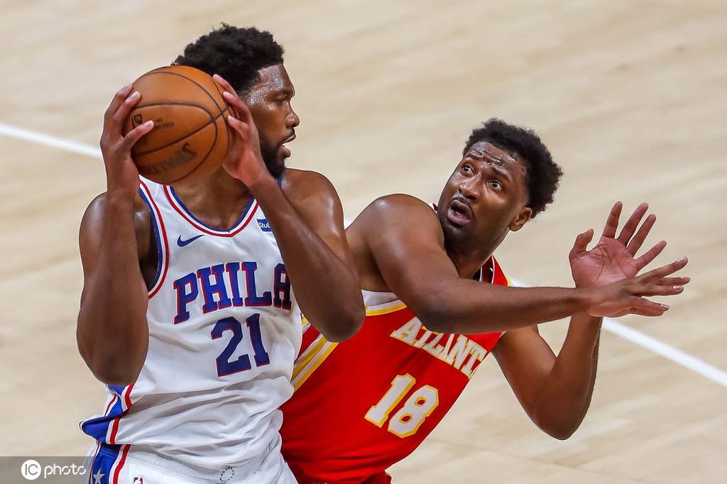 辽宁队险胜雷霆,恩比德统治全场 辽宁队险胜雷霆,恩比德统治全场