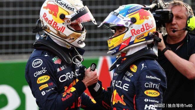 包含阿斯顿马丁逆转威廉姆斯，佩雷兹带队取胜的词条